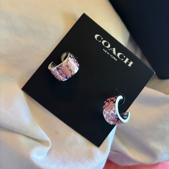 Coach SIGNATURE HUGGIE pink and silver earrings - Picture 3 of 8